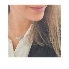 Cargar imagen en la Galería, Collar con nombre