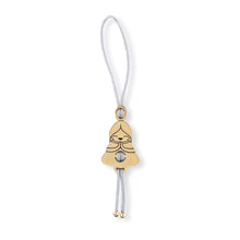 Cargar imagen en la Galería, Colgante chapado en oro de 18k con el dibujo de una persona en actitud de gratitud, oración o meditación.